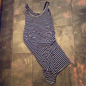 Old Navy maternity dress, strapless
